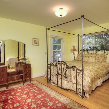 The Pink Mansion Bed & Breakfast Calistoga Bagian luar foto